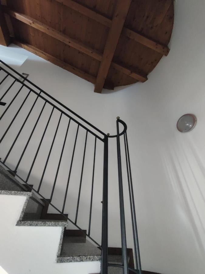 La Mansarda Sul Lago Lovere Bagian luar foto