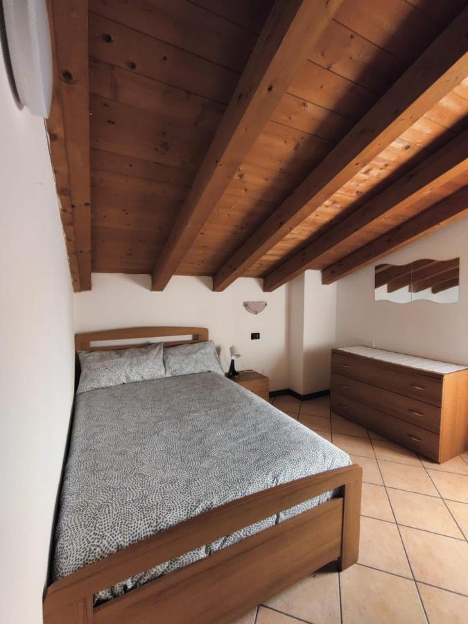La Mansarda Sul Lago Lovere Bagian luar foto